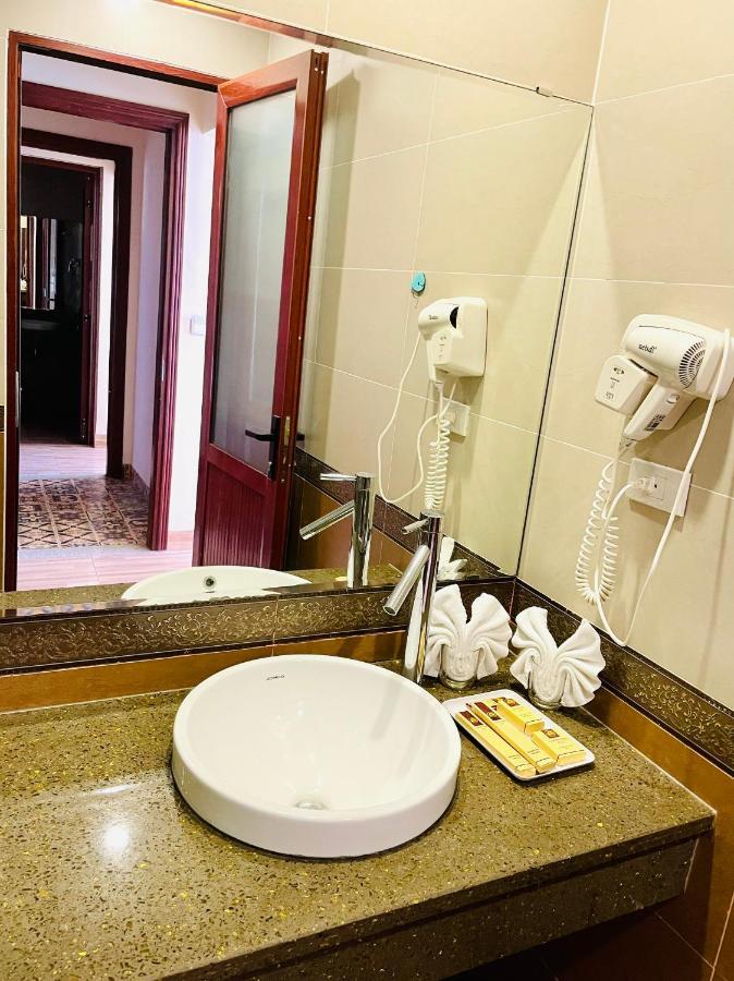 Tuan Chau Havana Hotel Ха Лонг Екстериор снимка
